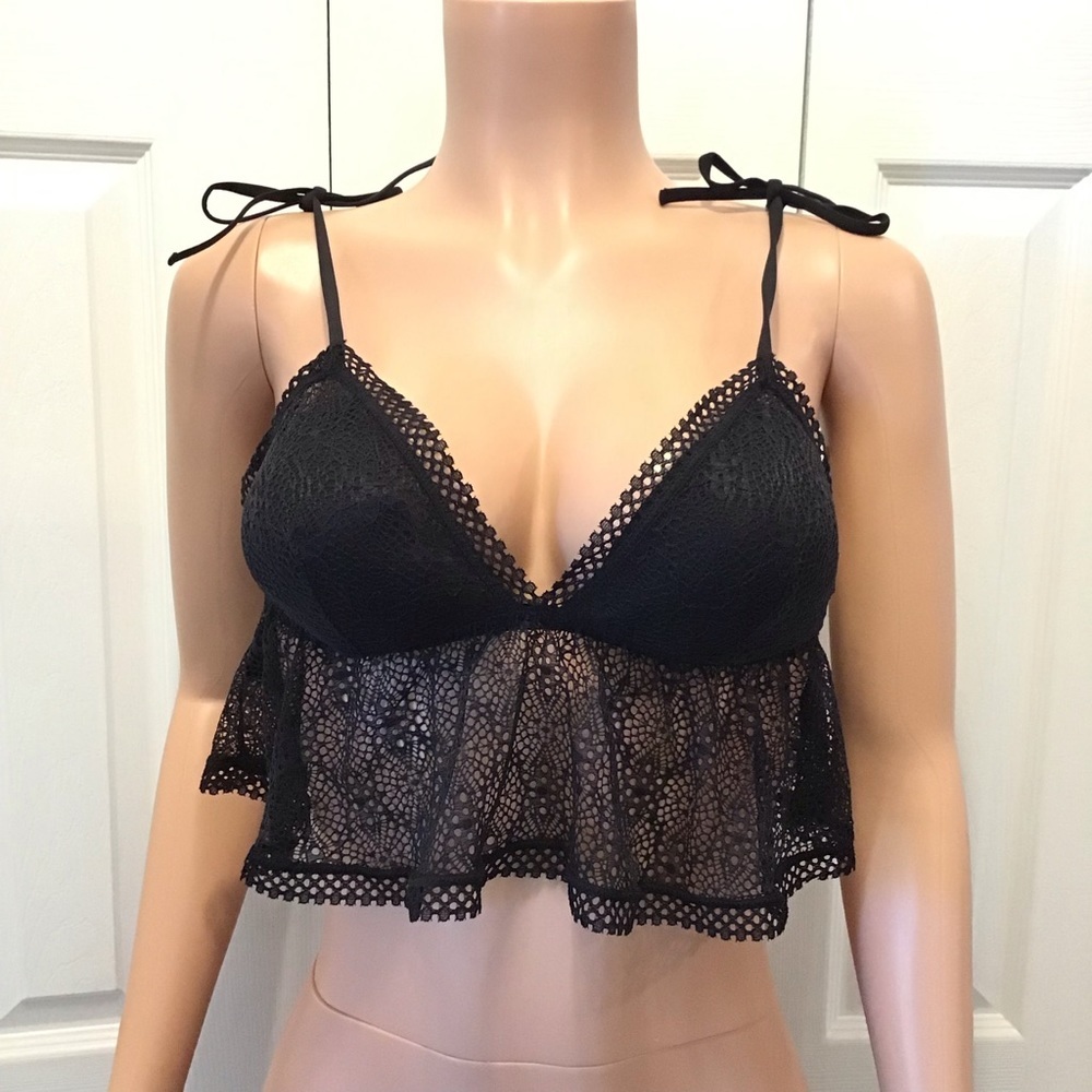 NWOT (2) Victorias Secret Black & Blue Lace Ruffle Bralettes Size Large - Picture 4 of 9